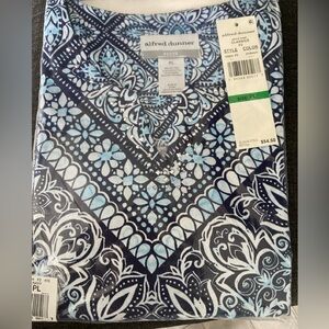 Alfred Dunner Petite Classics 3/4 sleeve V neck Tee w/silver details - PL - NWT